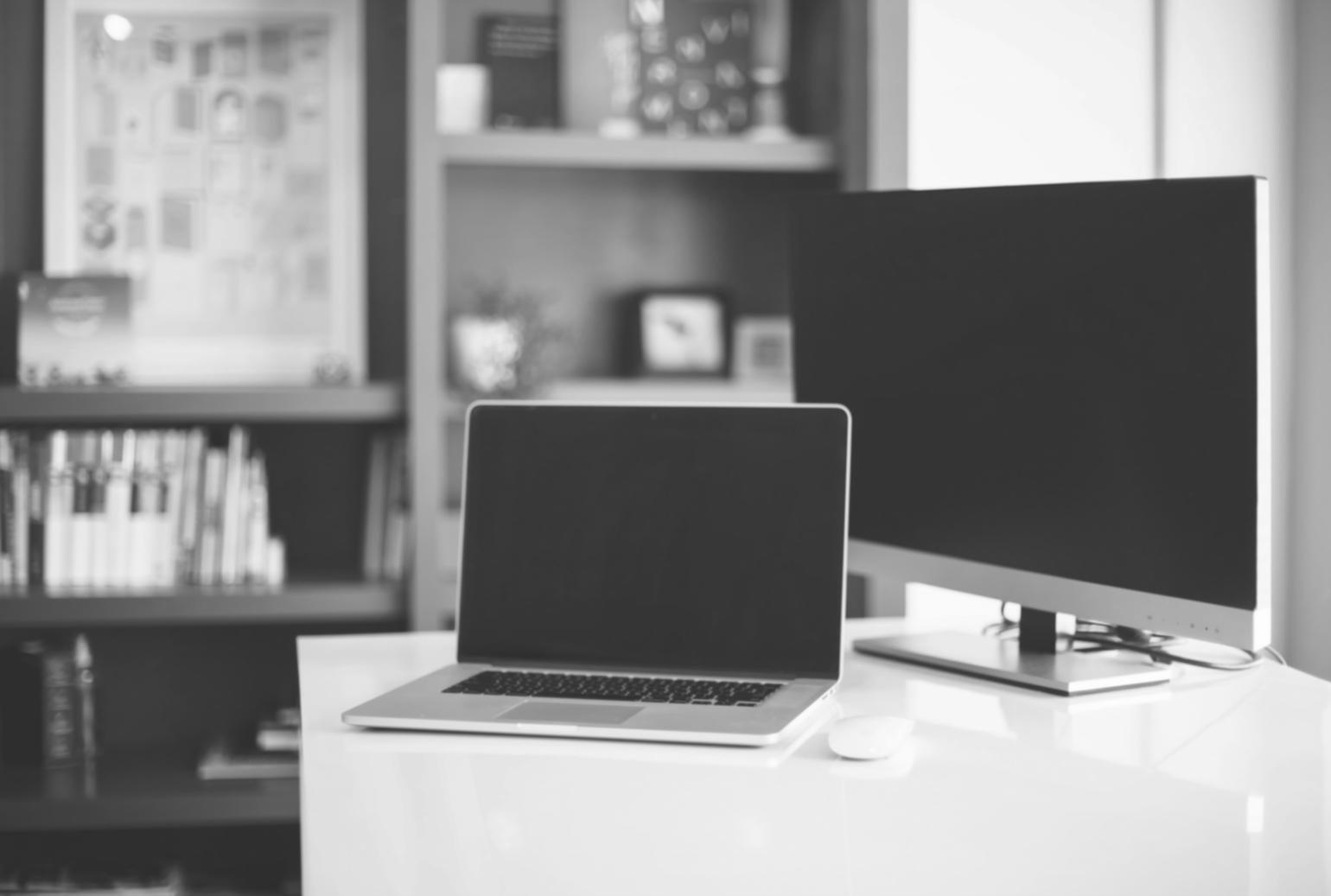 Documentación financiera y análisis en proceso
